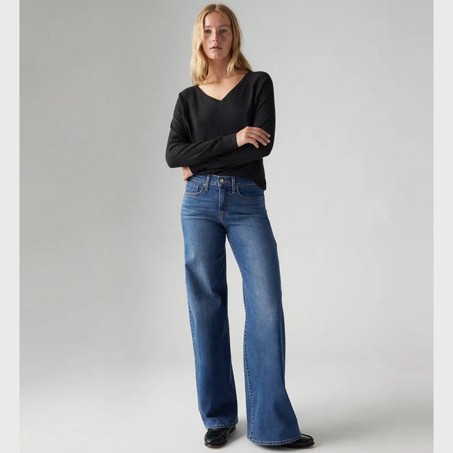 Levis 318 Shaping Wide Leg Jean