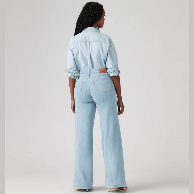 Levis 318 Shaping Wide Leg Jean