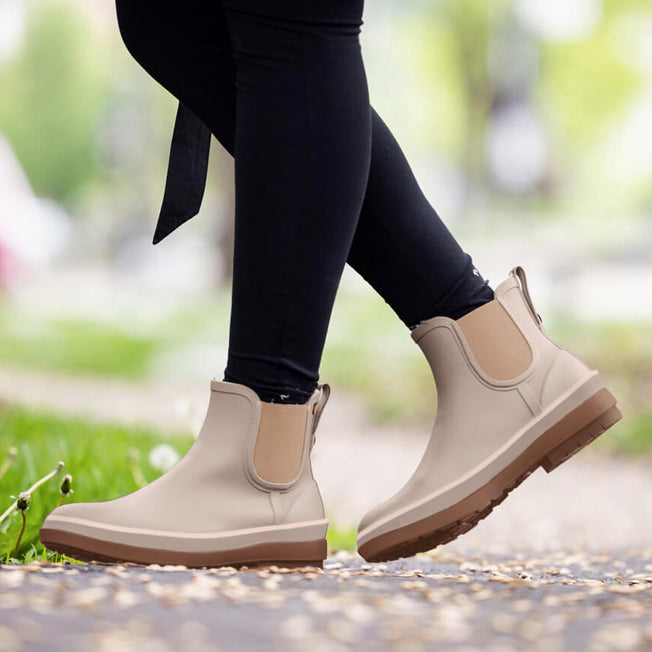Bogs Ladies Amanda Chelsea II Boot