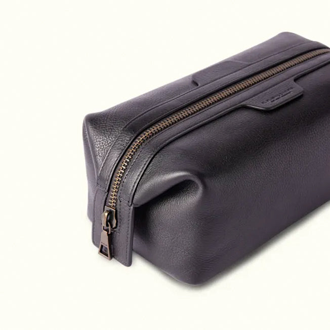R.M. Williams Farrier Washbag