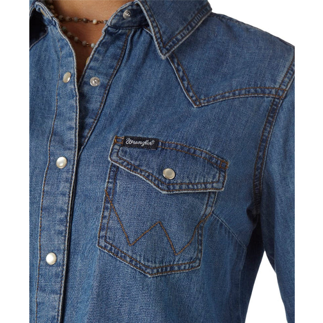 Wrangler Ladies Classic Fit Denim Shirt