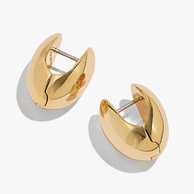 Country Road Oval Huggies Earring