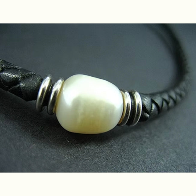 Plaited Single White Fresh Water Pearl Choker