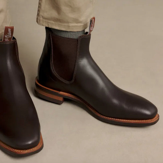 R.M. Williams Comfort Craftsman Yearling Boot w/Natural Sole