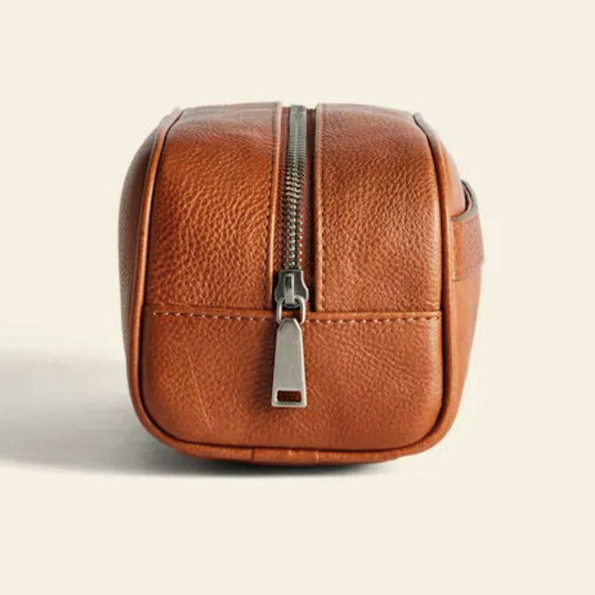 R.M.Williams Farrier Toiletry Bag