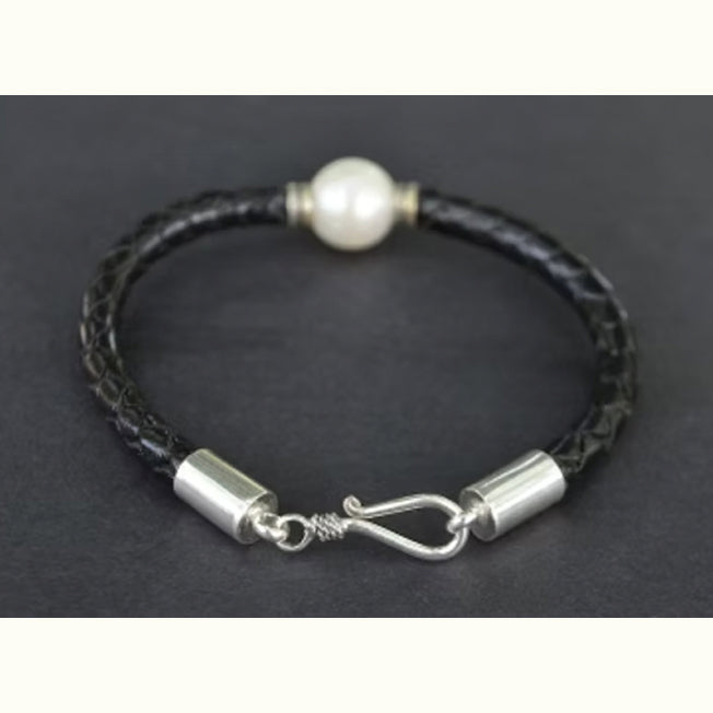 Single White Fresh Water Pearl Plaited Bracelet