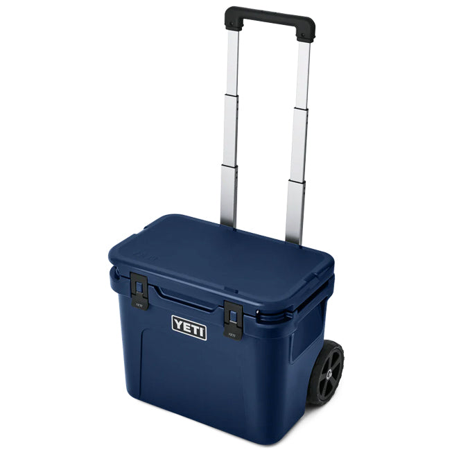 Yeti Roadie 32 Wheeled Hard Cooler w/ Telescopic Handle