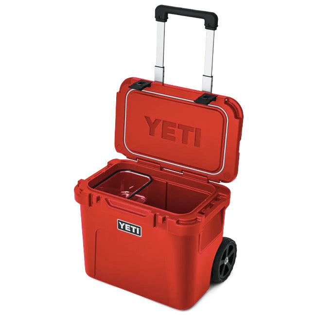 Yeti Roadie 32 Wheeled Hard Cooler w/ Telescopic Handle
