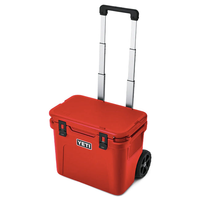 Yeti Roadie 32 Wheeled Hard Cooler w/ Telescopic Handle