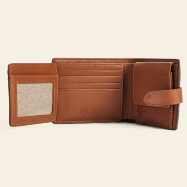 R.M. Williams Wallet w/Pocket and Tab